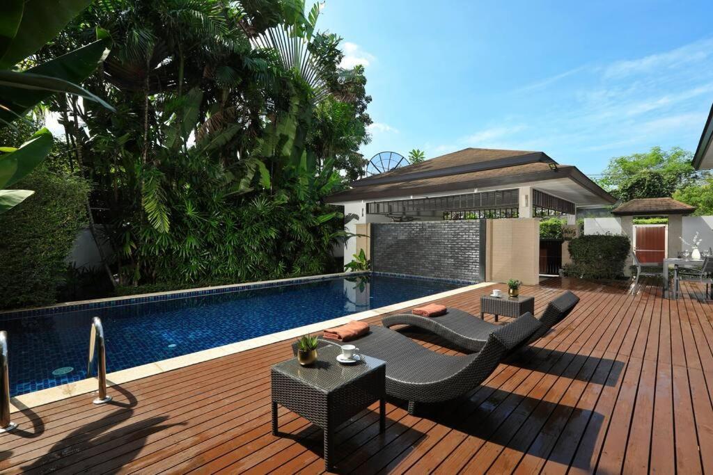 Tanod Villa Phuket Exterior photo